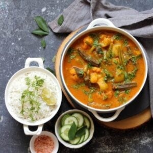 Kadi Pakoda Curry.